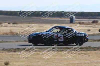 media/Nov-17-2024-CalClub SCCA (Sun) [[5252d9c58e]]/Around the Pits/